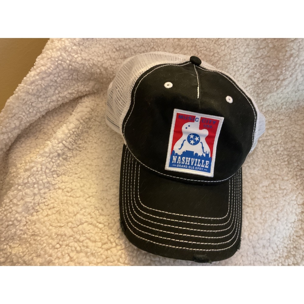 Nashville Grand Ole Opry Trucker Hat Music City USA Mesh Snapback Black White